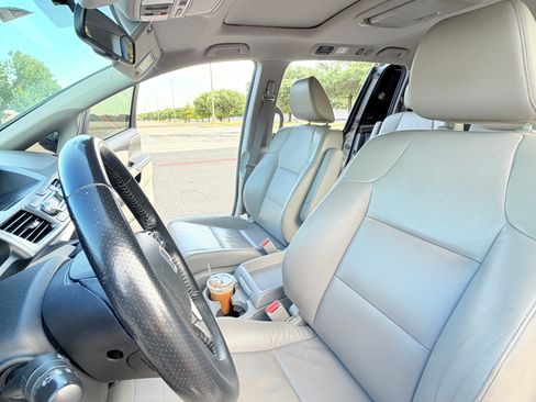 Used 2012 Honda Odyssey Touring image 4