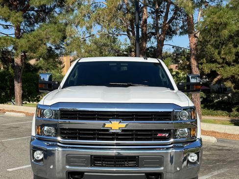 Used 2016 Chevrolet Silverado 2500 LTZ w/ Duramax Plus Package image 5