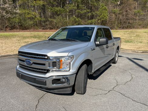Used 2018 Ford F150 XLT image 1