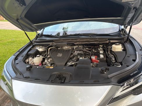 Used 2023 Lexus RX 350 Premium w/ Cold Area Package FWD image 2