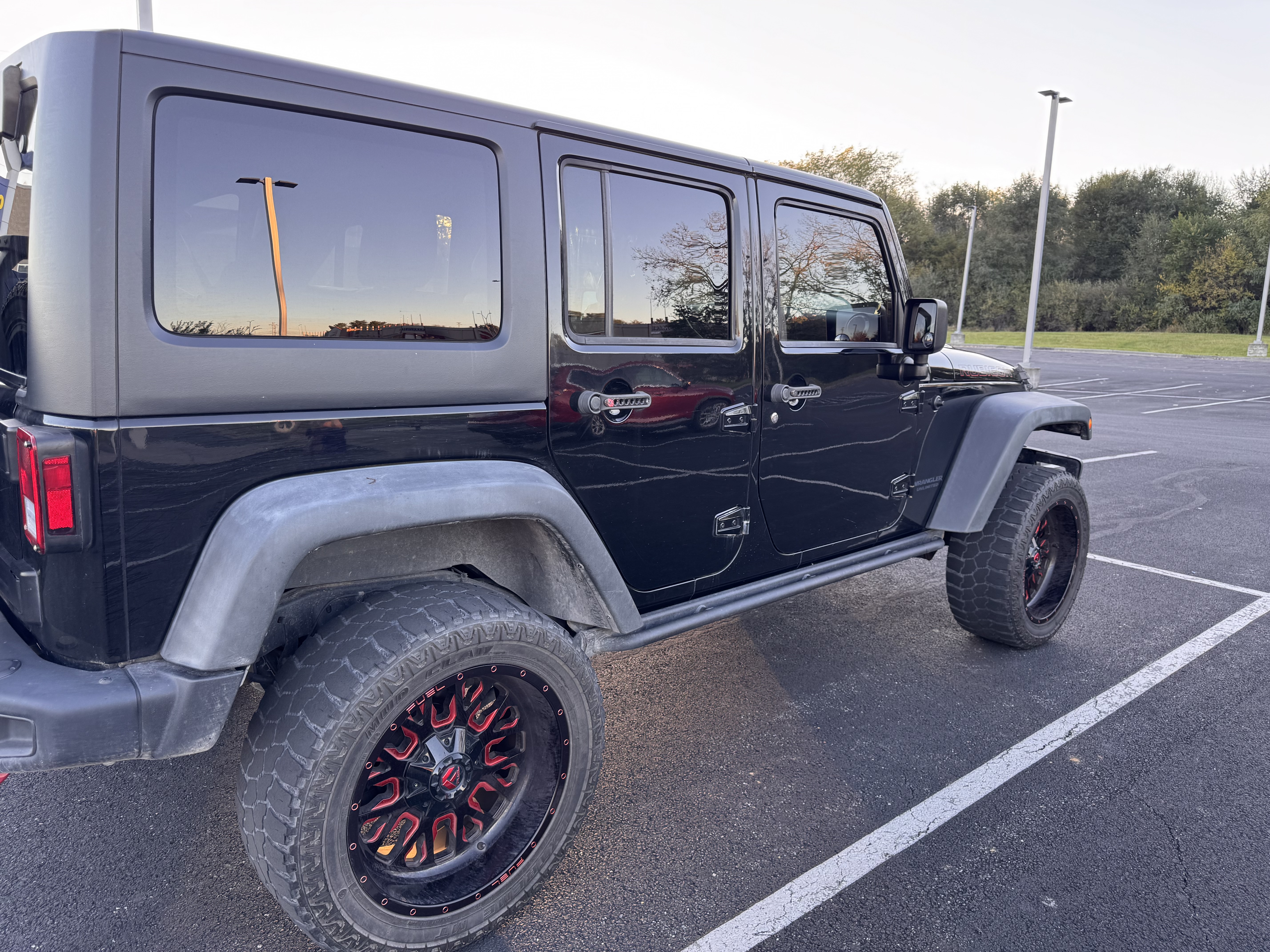 Used 2014 Jeep Wrangler Unlimited Rubicon AWD/4WD image 1
