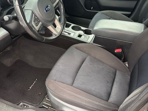 Used 2016 Subaru Legacy 2.5i Premium w/ Moonroof Package AWD/4WD image 9