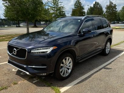 Used 2016 Volvo XC90 T6 Momentum w/ Momentum Plus Package