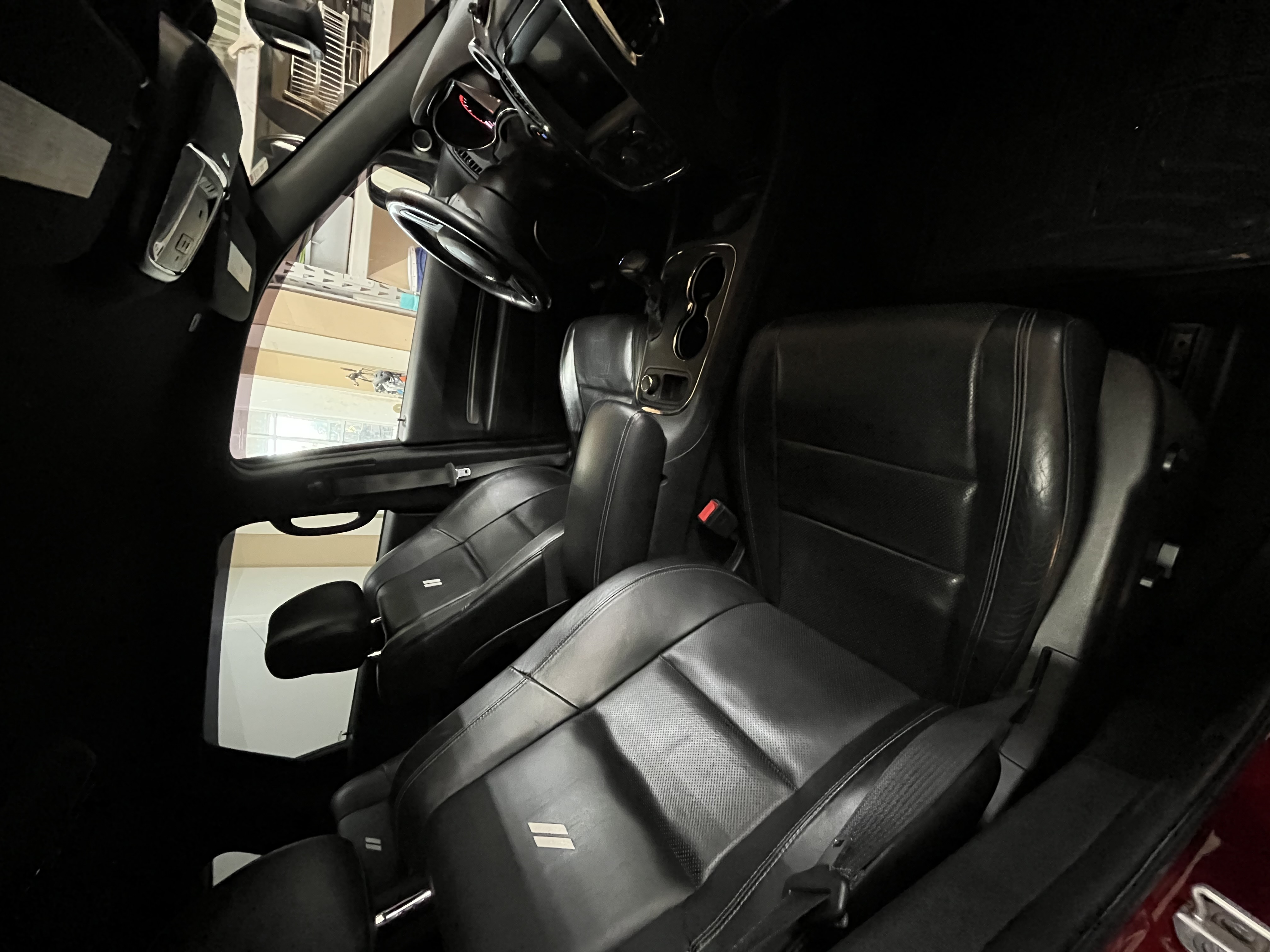 Used 2019 Dodge Durango R/T w/ Technology Group AWD/4WD image 8