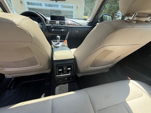 Used 2015 BMW 328i xDrive Sedan AWD/4WD image 11