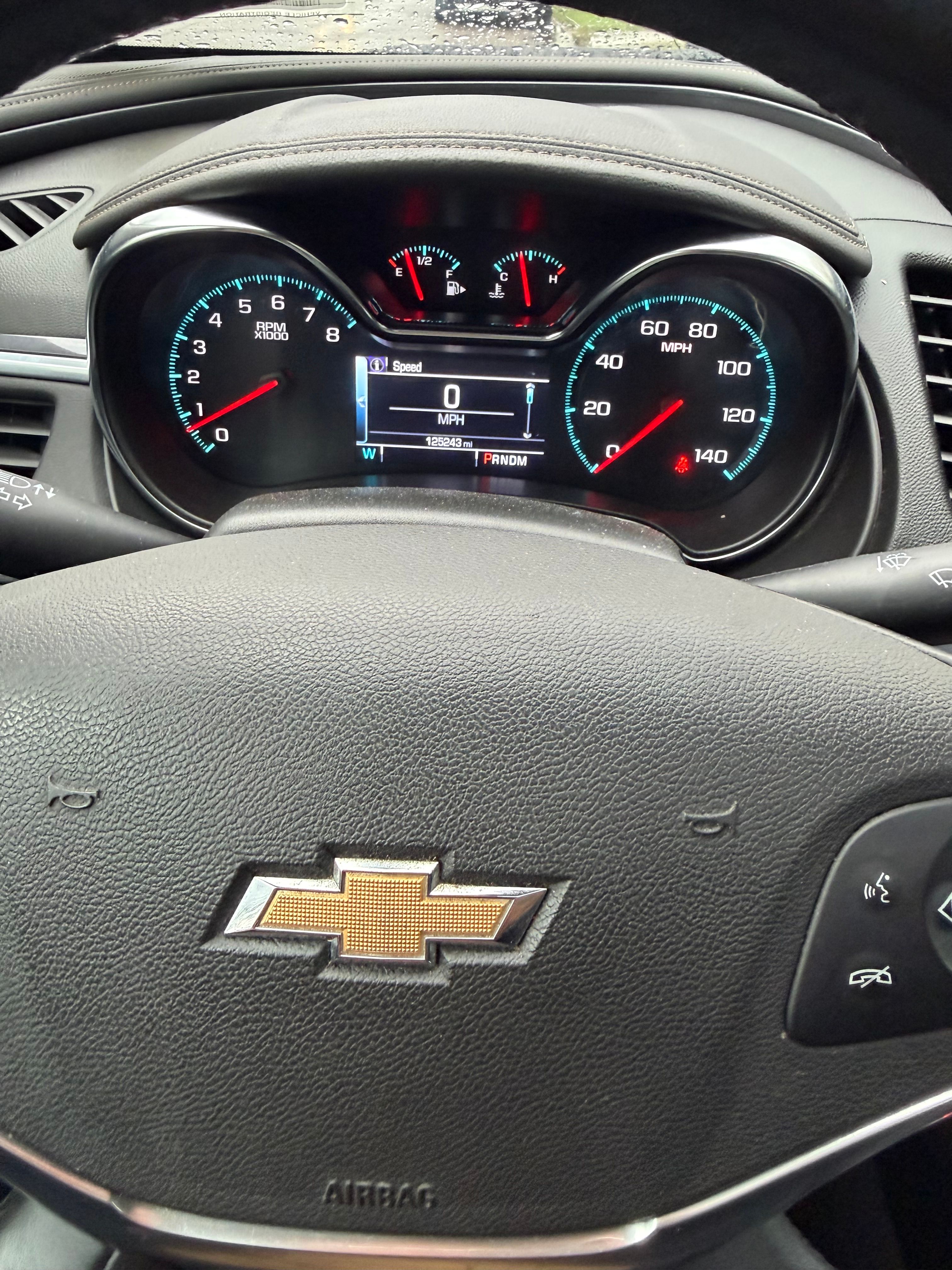 Used 2017 Chevrolet Impala LT w/ Convenience Package FWD image 5
