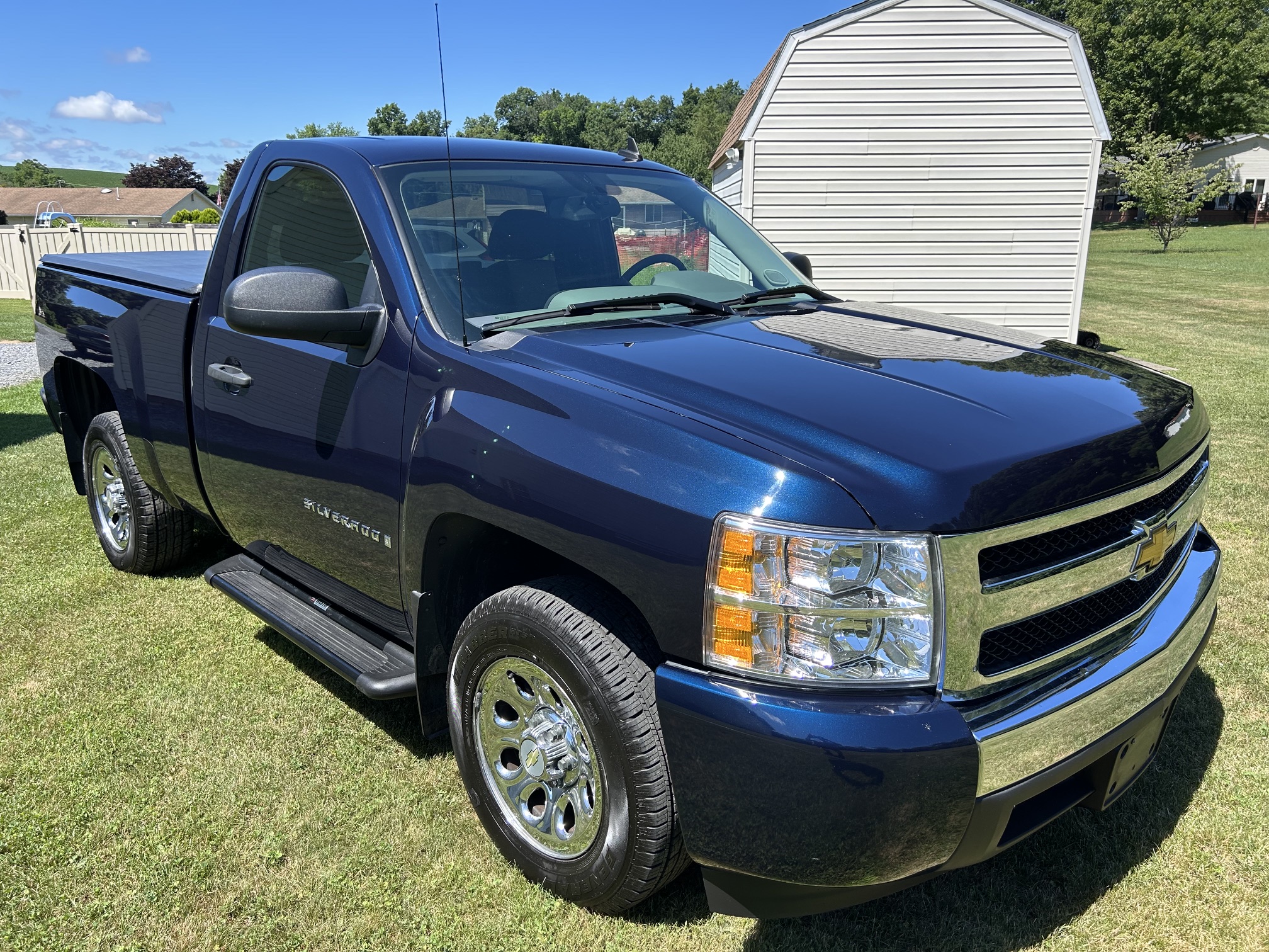 Used 2008 Chevrolet Silverado 1500 W/T w/ LS Package RWD image 1