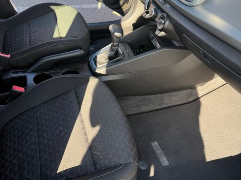 Used 2018 Kia Rio LX image 5