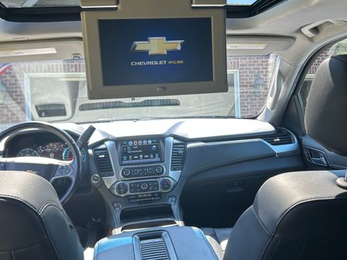 Used 2020 Chevrolet Tahoe Premier AWD/4WD image 13