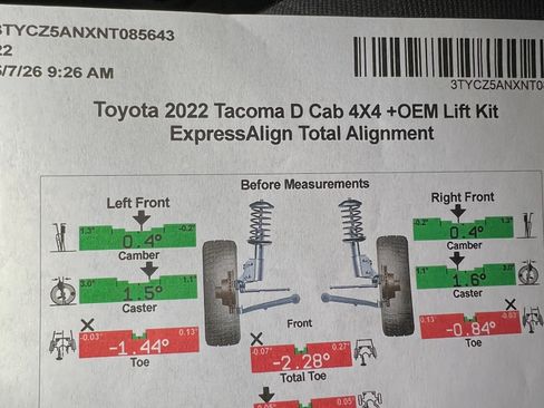 Used 2022 Toyota Tacoma TRD Sport AWD/4WD image 7