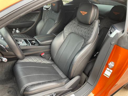 Used 2021 Bentley Continental GT image 6