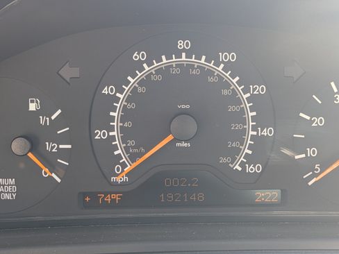 Used 1998 Mercedes-Benz E 320 Sedan image 10