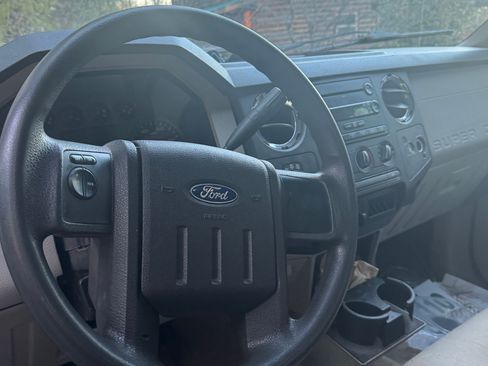 Used 2008 Ford F250 FX4 image 6