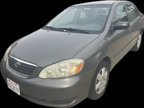 Used 2006 Toyota Corolla CE image 1