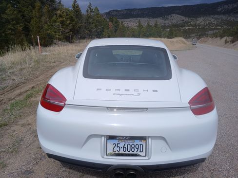 Used 2016 Porsche Cayman S RWD image 5