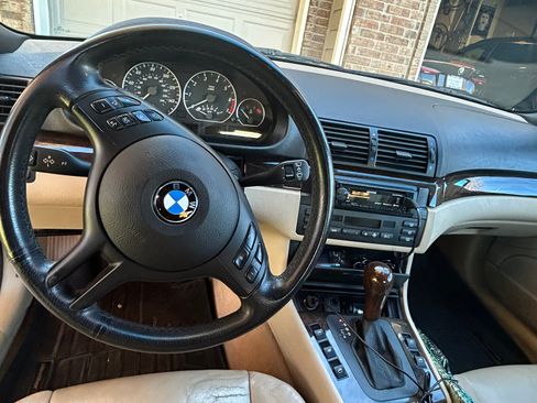 Used 2003 BMW 330Ci Convertible image 8