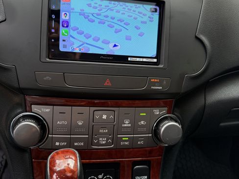 Used 2012 Toyota Highlander Limited image 6