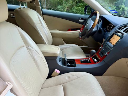 Used 2007 Lexus ES 350 w/ Premium Plus Pkg FWD image 9