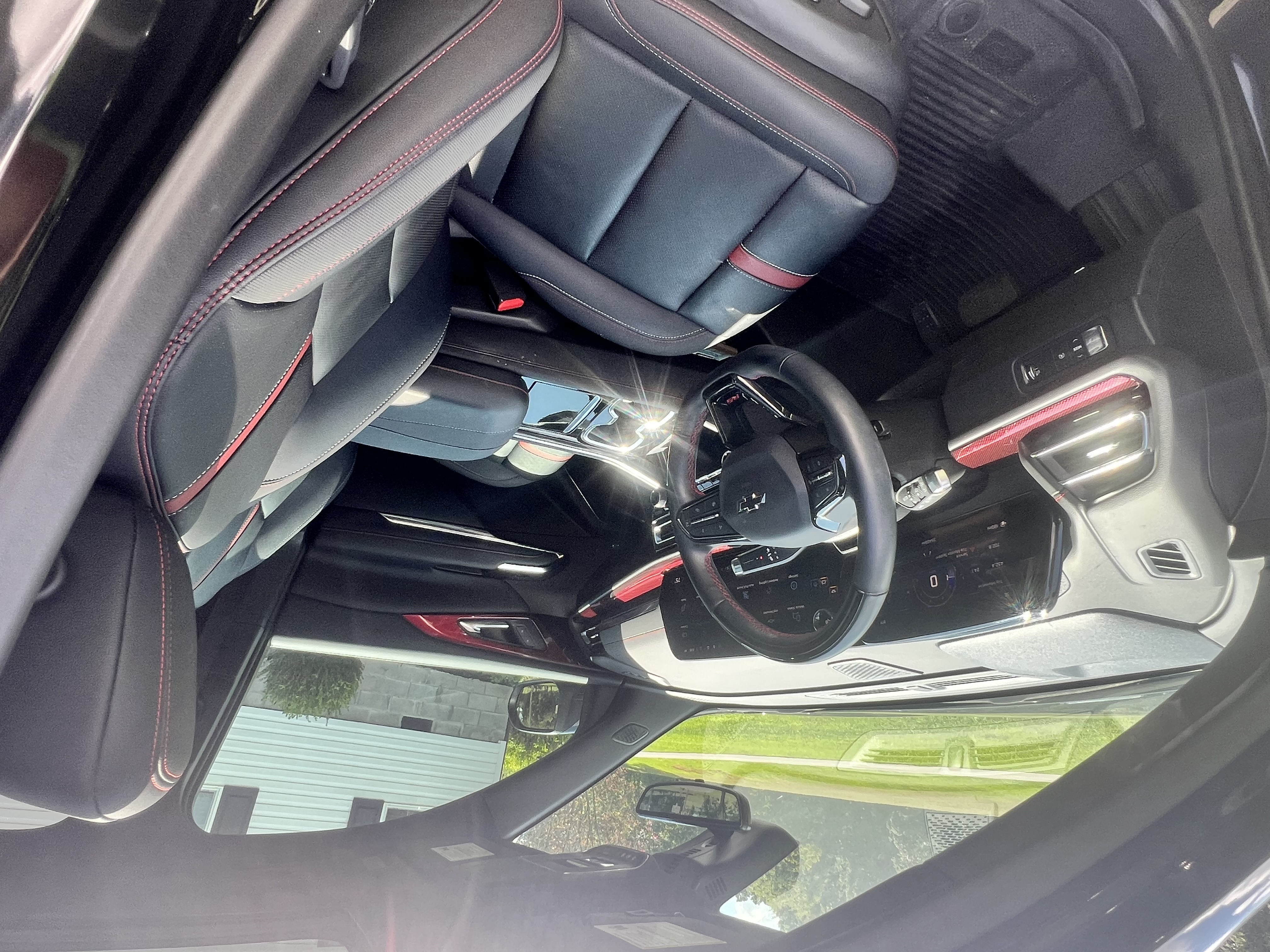 Used 2025 Chevrolet Traverse RS w/ LPO, Floor Liner Package FWD image 9