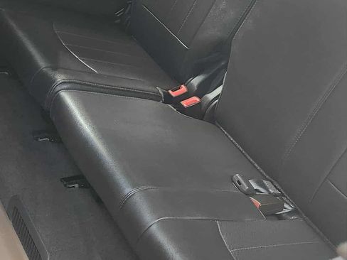 Used 2014 Buick Enclave Leather image 9