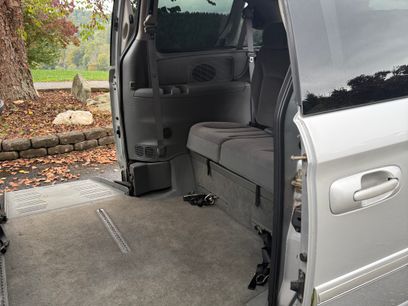 Used 2007 Chrysler Town & Country Touring w/ Trailer Tow Prep Group