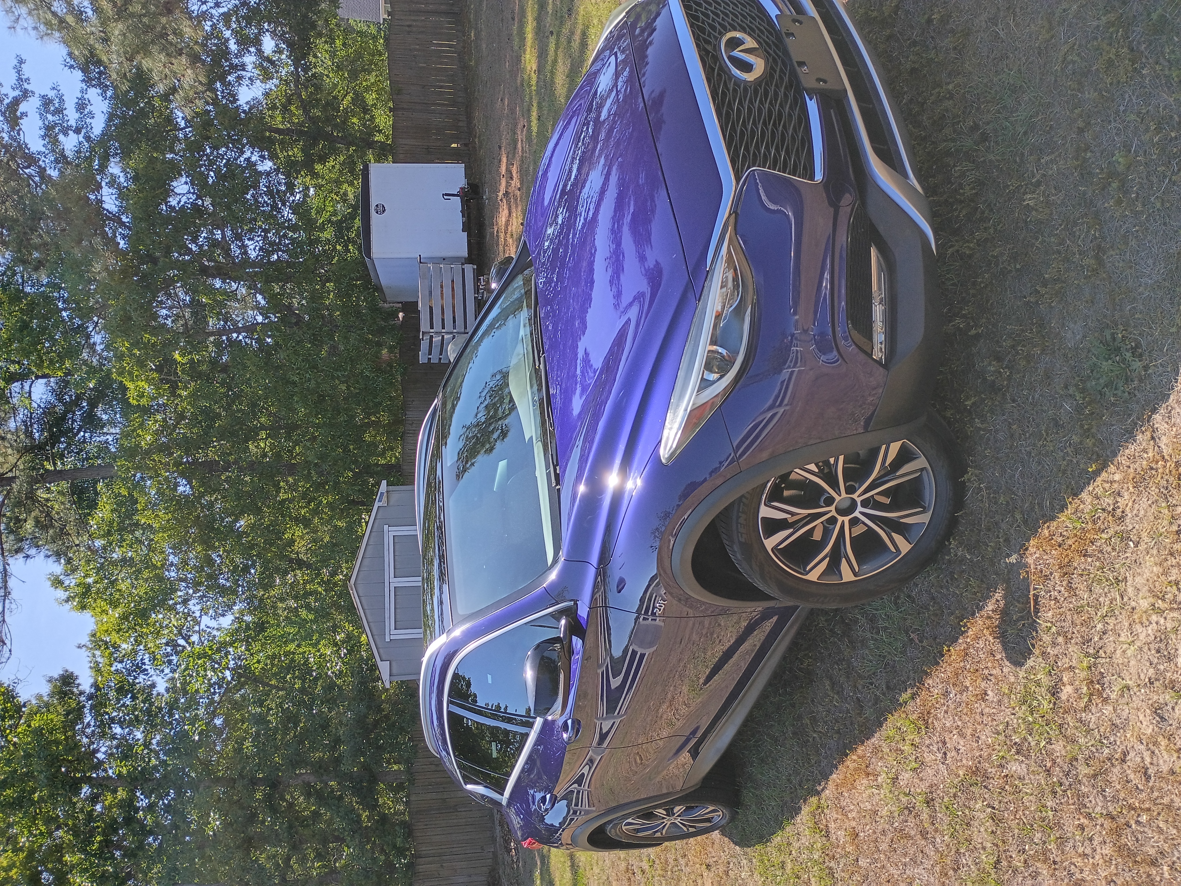 Used 2017 INFINITI QX30 Premium w/ Cargo Package AWD/4WD image 1