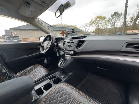 Used 2016 Honda CR-V SE image 19