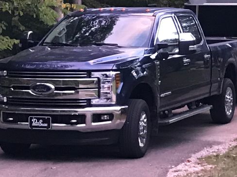Used 2019 Ford F250 Lariat w/ Tow Technology Bundle AWD/4WD image 11