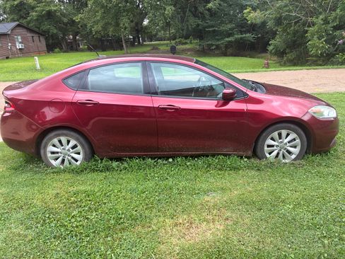 Used 2015 Dodge Dart Aero FWD image 4