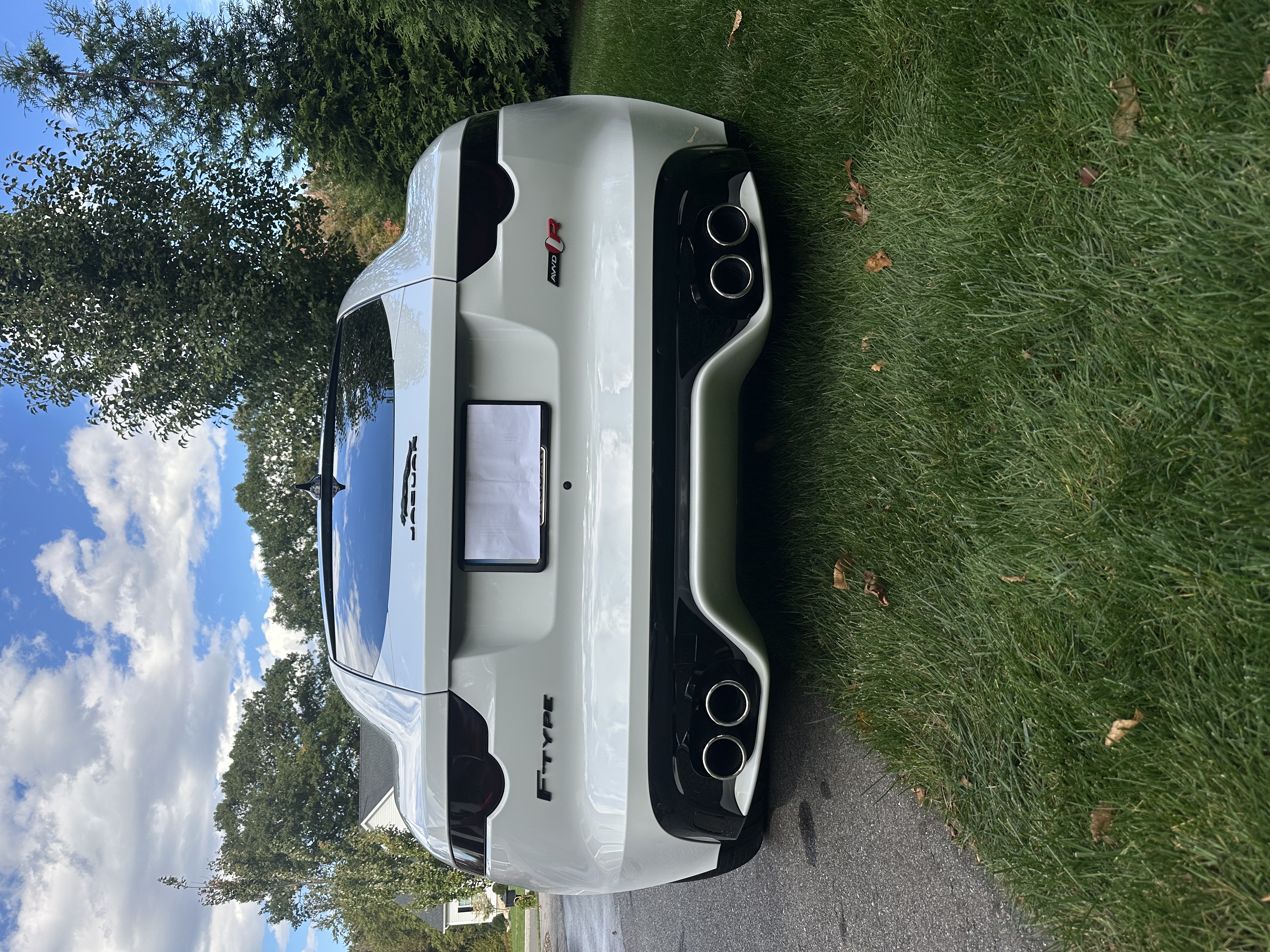Used 2016 Jaguar F-TYPE R AWD/4WD image 17