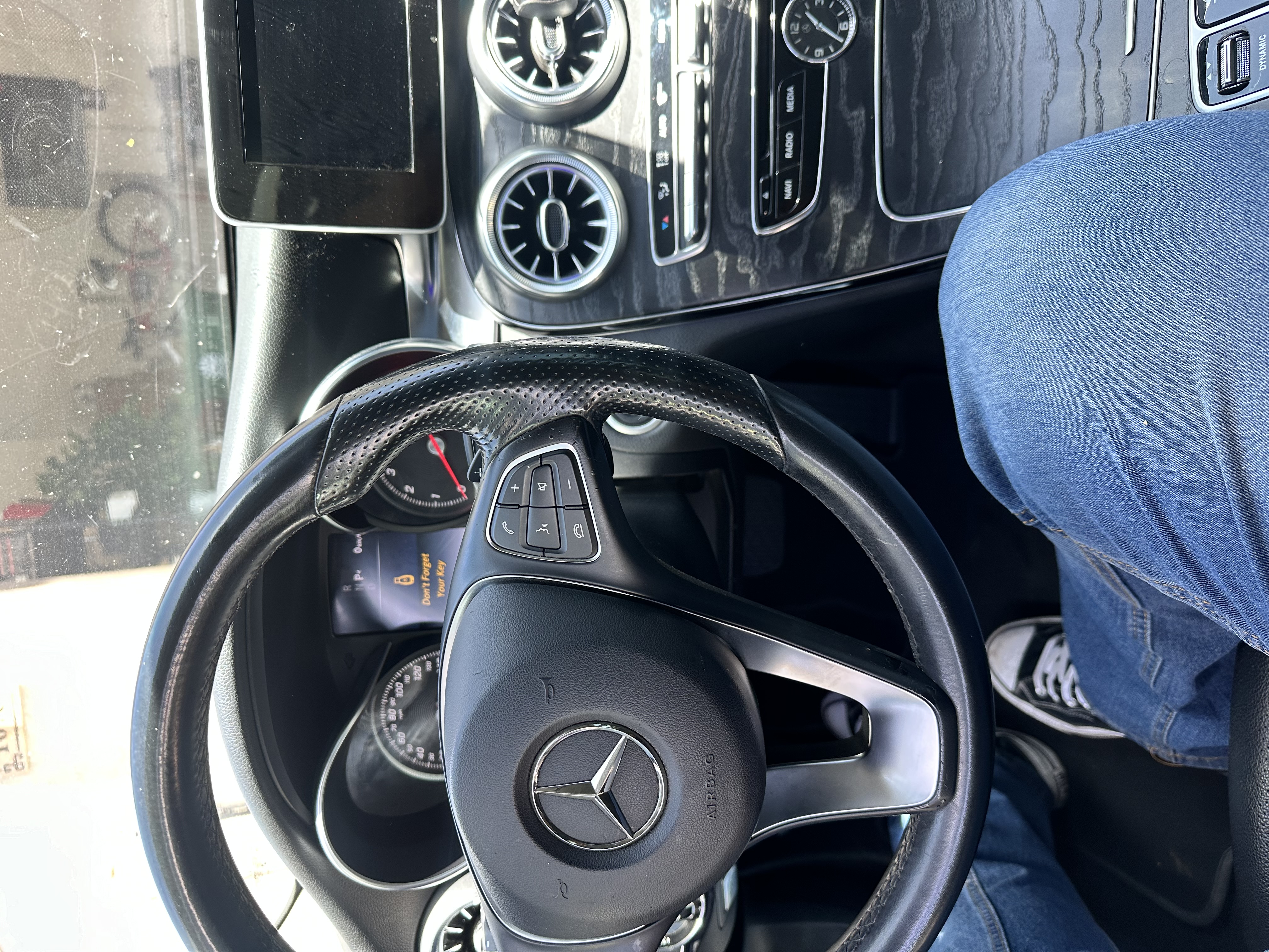 Used 2016 Mercedes-Benz C 300 Sedan image 8