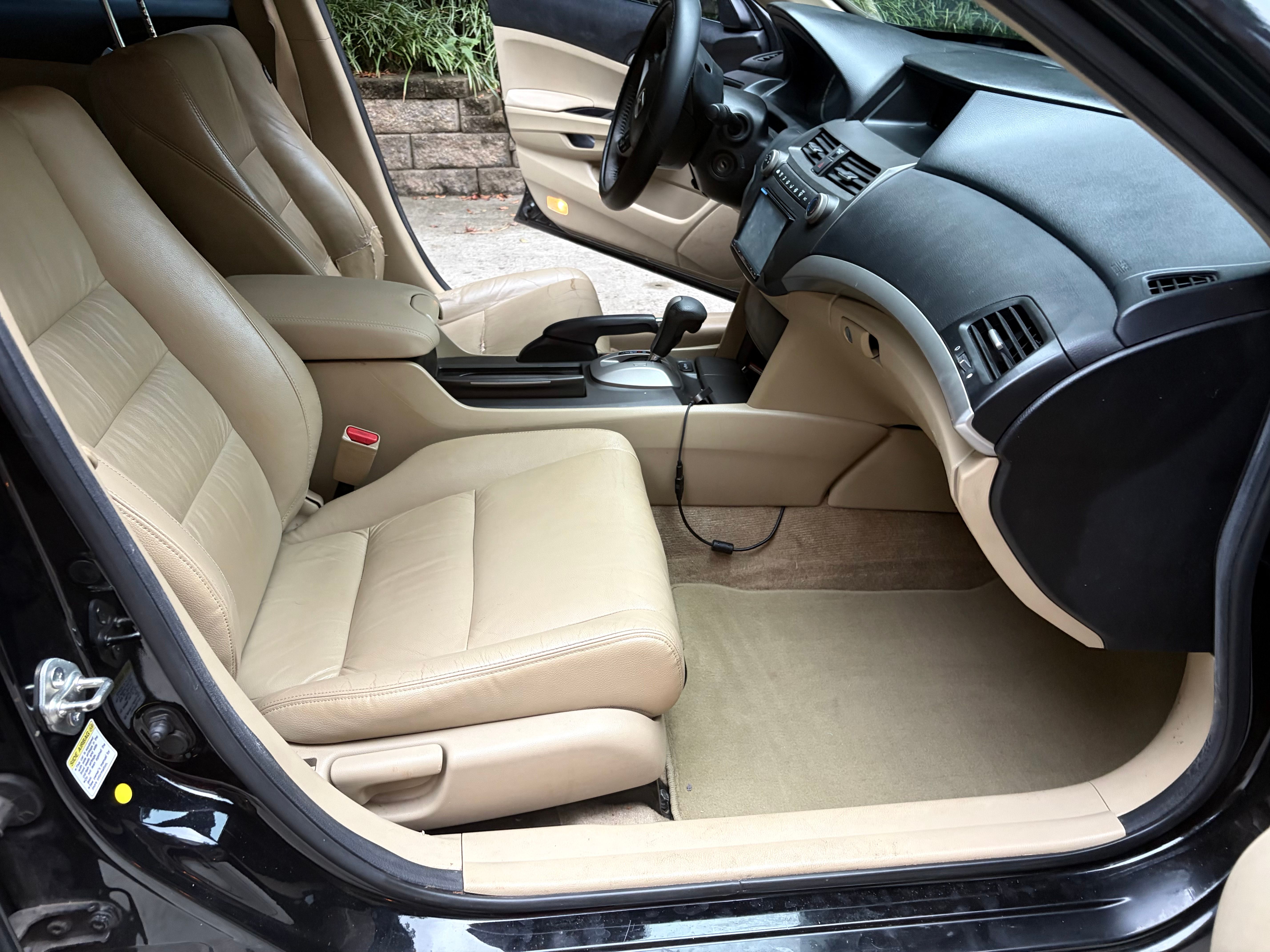 Used 2012 Honda Accord SE image 2