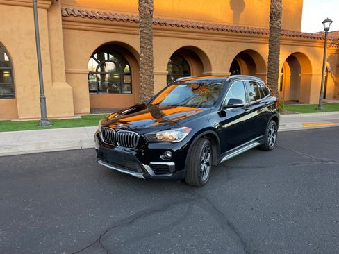 Used 2019 BMW X1 sDrive28i image 1