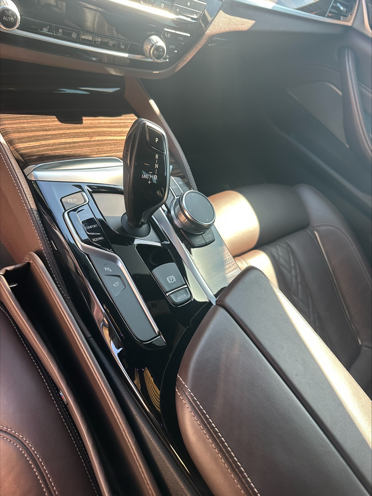 Used 2018 BMW M550i xDrive AWD/4WD image 12