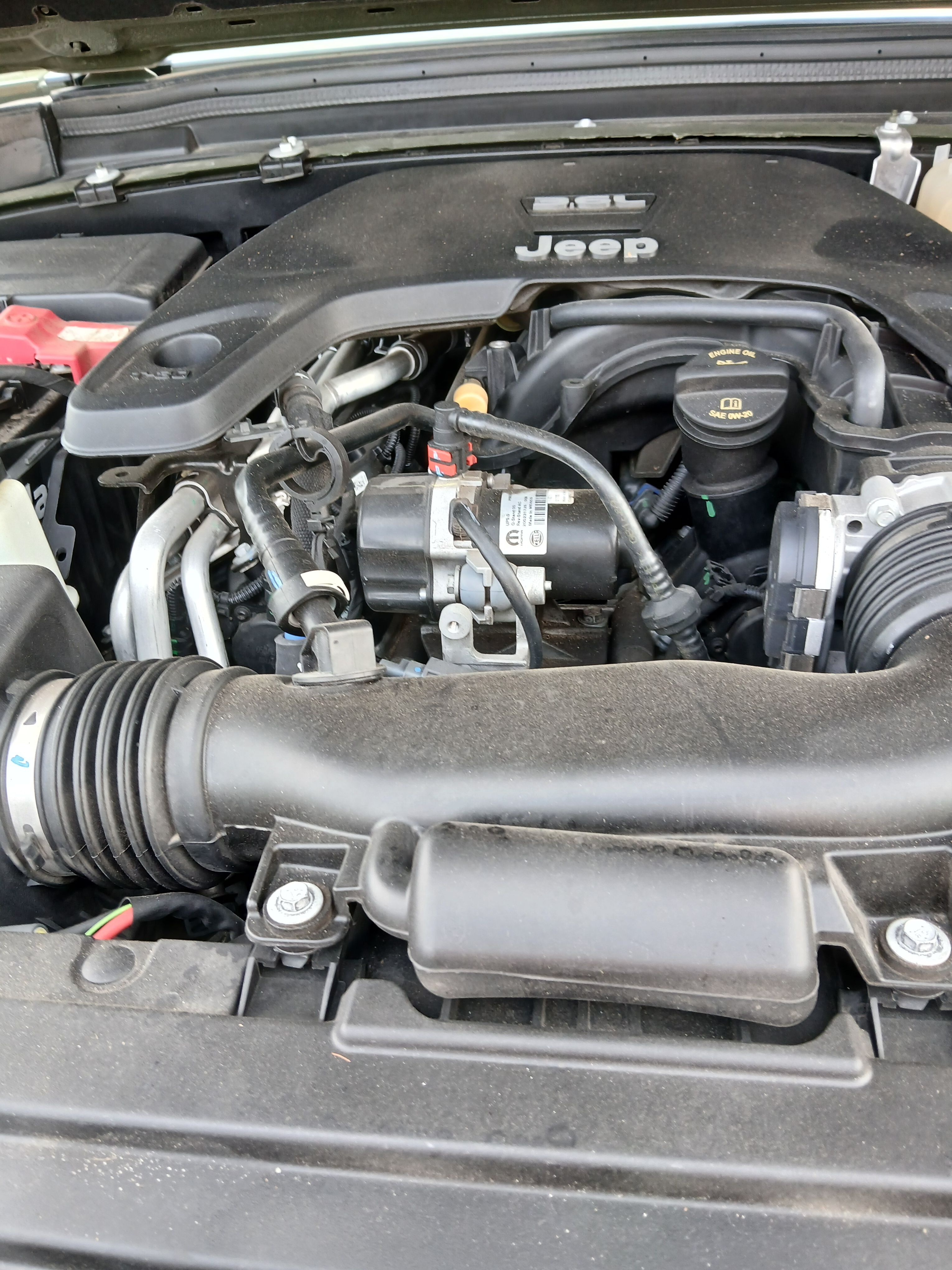 Used 2020 Jeep Wrangler Unlimited Sahara AWD/4WD image 17