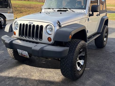 Used 2008 Jeep Wrangler X image 2