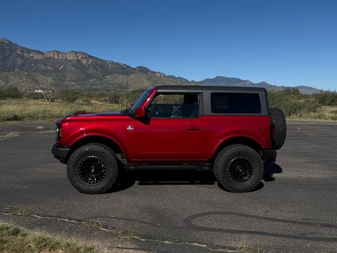 Used 2021 Ford Bronco Outer Banks image 11