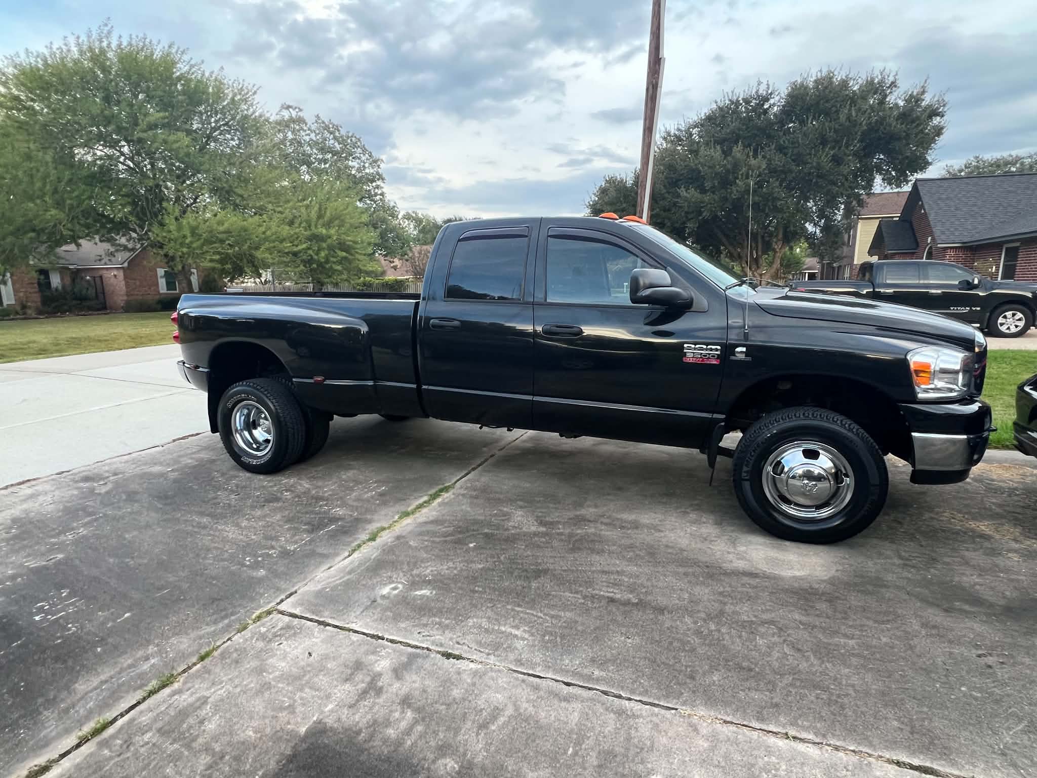 Used 2008 Dodge Ram 3500 Truck SLT w/ Popular Equipment Group AWD/4WD image 19