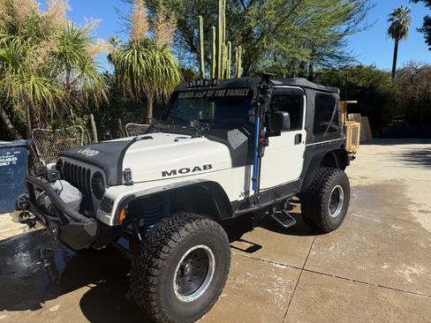 Used 2005 Jeep Wrangler Sport w/ 30" Tire & Wheel Group image 4