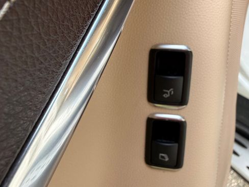 Used 2017 Mercedes-Benz GLS 550 4MATIC image 23