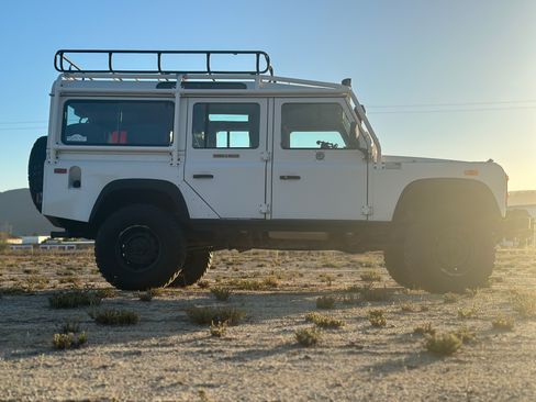 Used 1993 Land Rover Defender 110 image 14