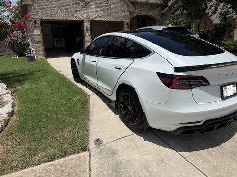 Used 2020 Tesla Model 3 Long Range AWD/4WD image 8