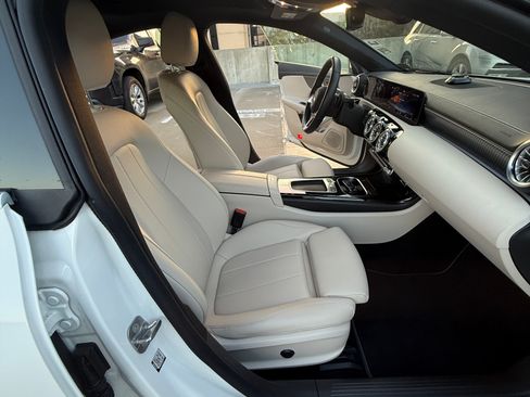 Used 2024 Mercedes-Benz CLA 250 4MATIC image 11