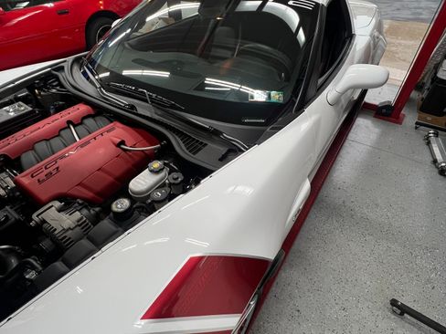 Used 2007 Chevrolet Corvette Z06 w/ Preferred Equipment Group RWD image 28