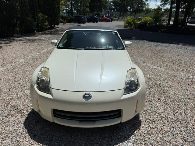 Used 2006 Nissan 350Z Touring RWD image 1