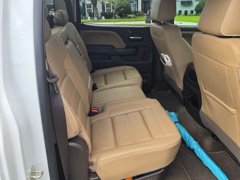 Used 2019 GMC Sierra 2500 Denali w/ Duramax Plus Package image 12