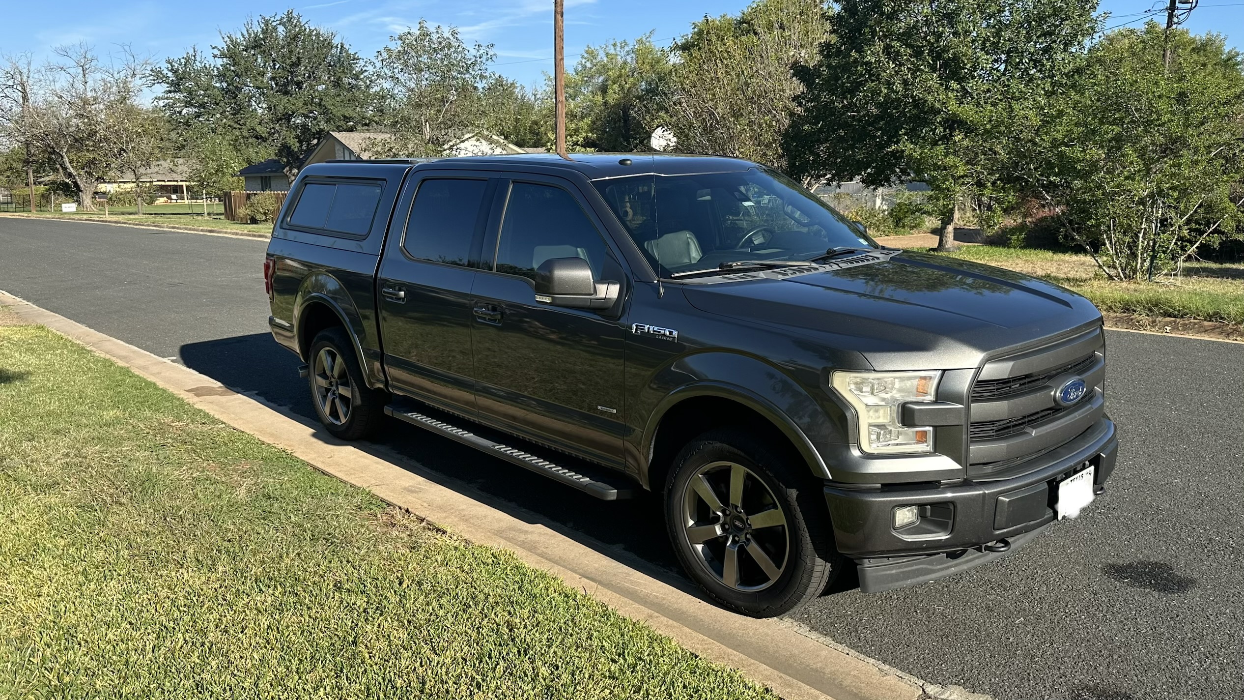Used 2017 Ford F150 Lariat w/ Equipment Group 502A Luxury AWD/4WD image 13