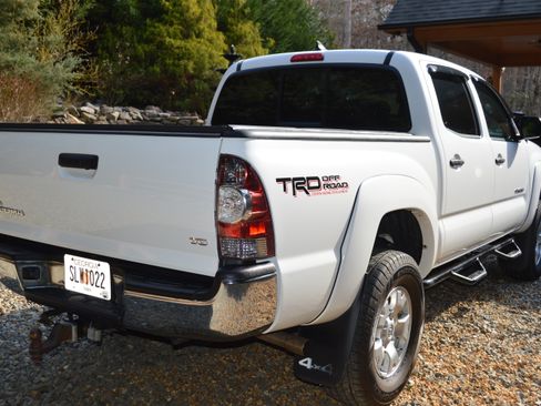 Used 2012 Toyota Tacoma 4x4 Double Cab image 26