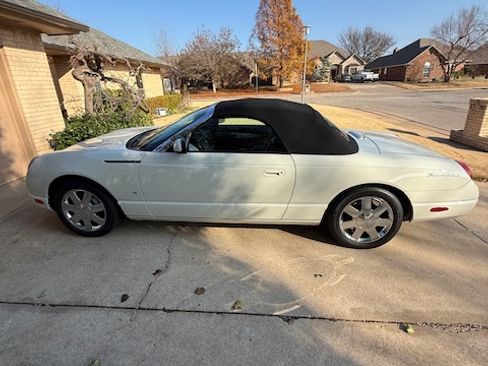 Used 2003 Ford Thunderbird image 1