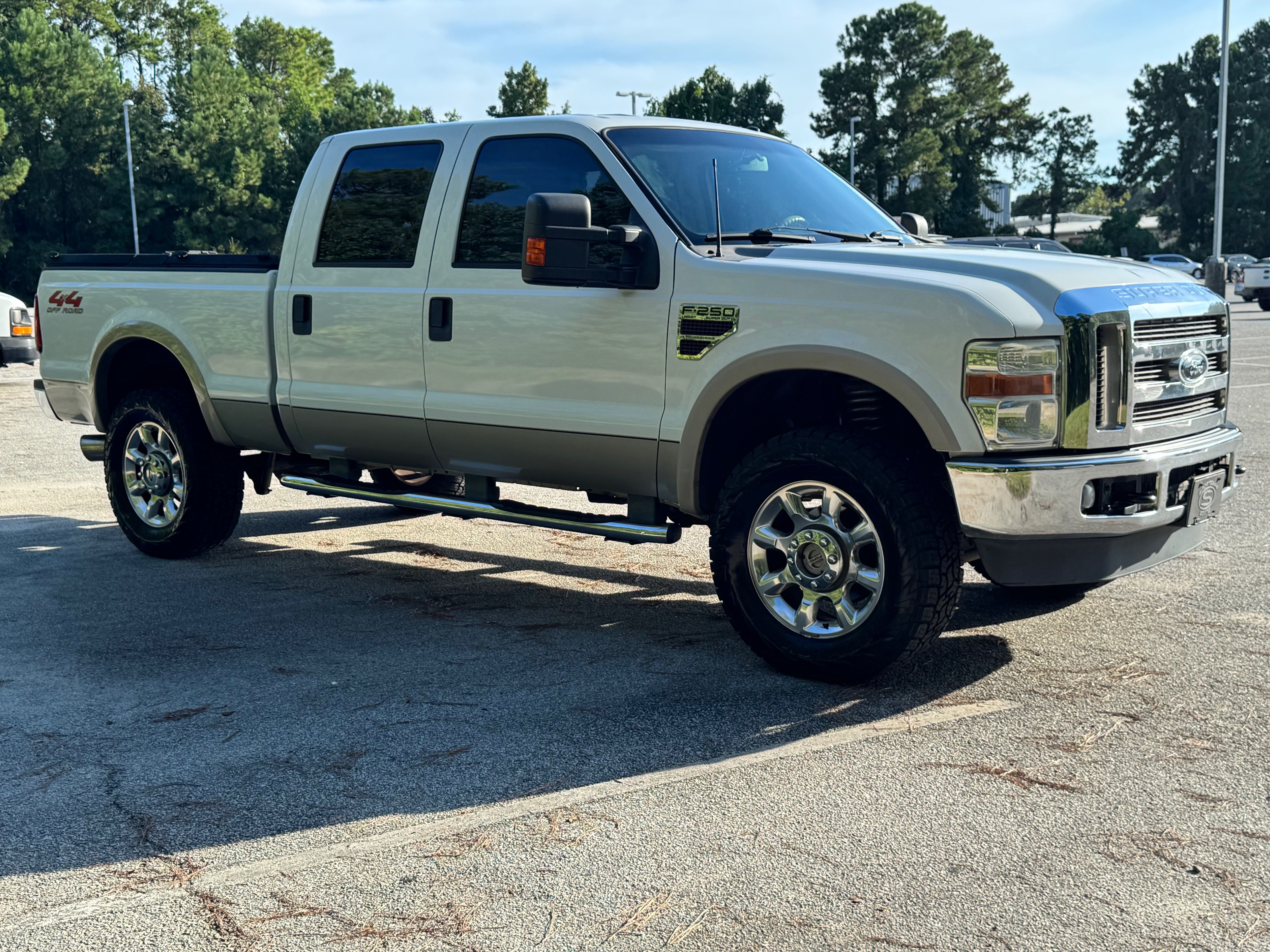 Used 2008 Ford F250 Lariat AWD/4WD image 9